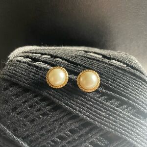 Vintage Gold and Faux Pearl Stud Earrings